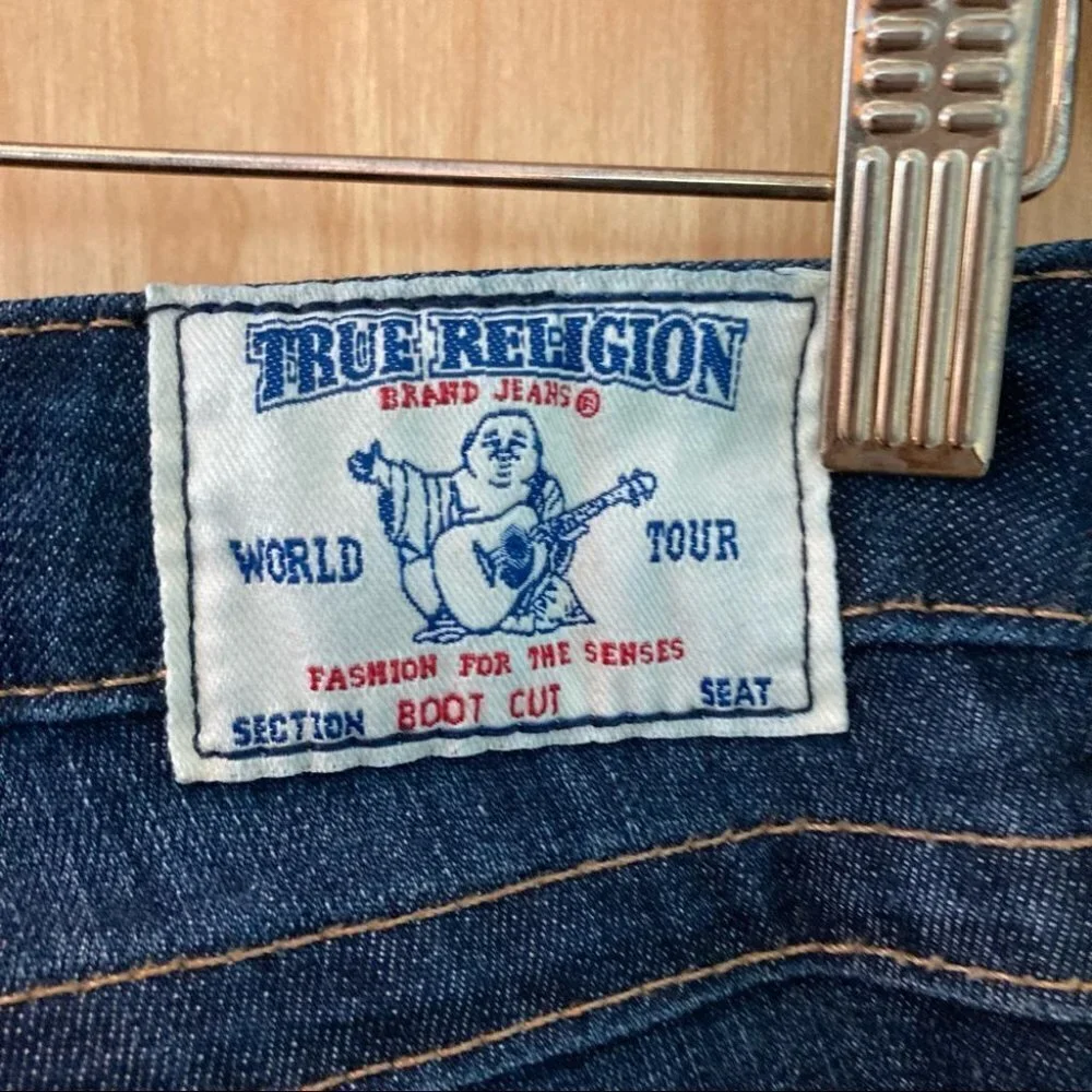 TRUE RELIGION Sz 31 Mid-Wash Boot  Cut Jeans - Picture 6 of 12